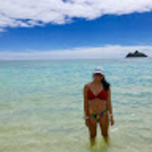 Meet your Posher, Alexia